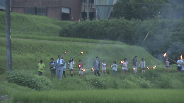 諏訪神社　半夏生祭　田の虫送り