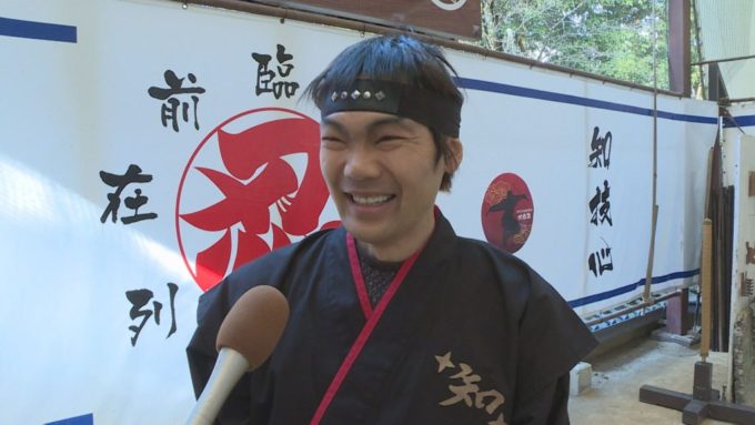 ニンジャのYouTuber 曲芸動画を毎日更新！